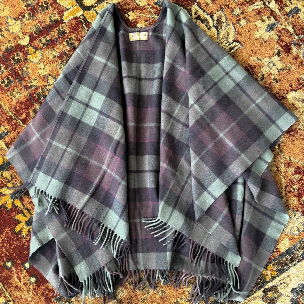 James Pringle Weavers 100% new wool Shawl